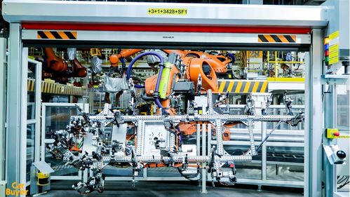 大眾首款純電SUV震撼登場 續(xù)航高達550公里，傳統(tǒng)車企電動化轉(zhuǎn)型加速